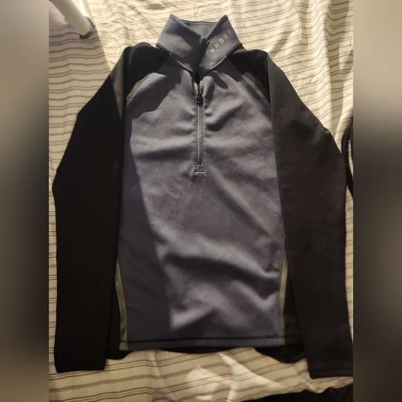 EUC Ladies Under Armour pullover - Picture 1 of 5